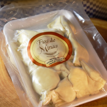 AGNOLOTTI FRANGO E REQUEIJÃO CREMOSO 400G